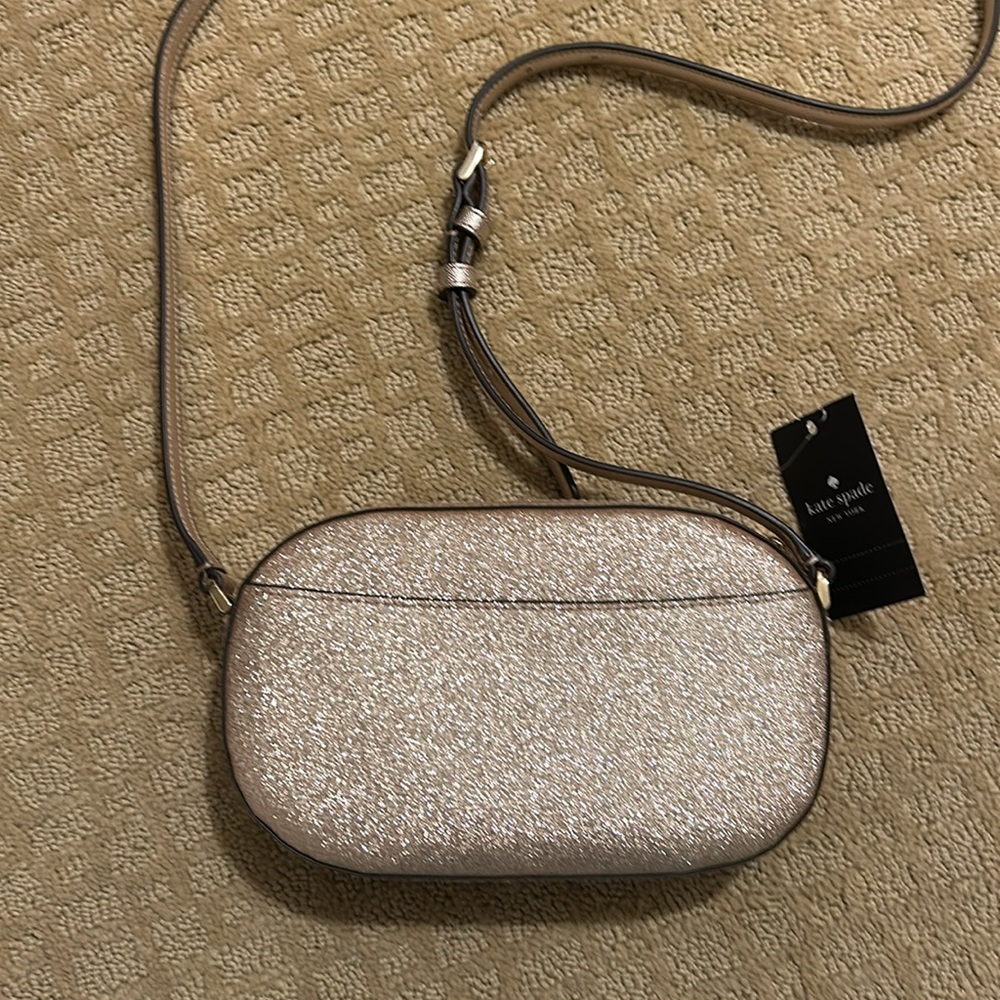 Kate Spade Glimmer Glitter Oval Camera Crossbody Bag In Gold NWT - Picture 4 of 9